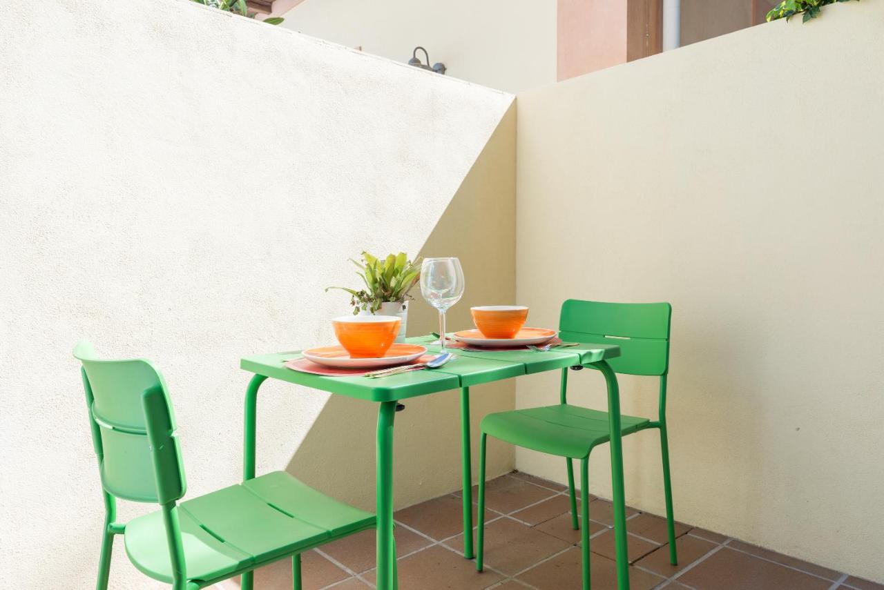 マラガPedregalejo, Casita Cerca Del Marアパートメント エクステリア 写真